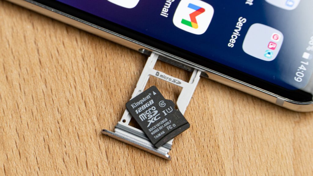 How to Automatically Save Photos to SD Card